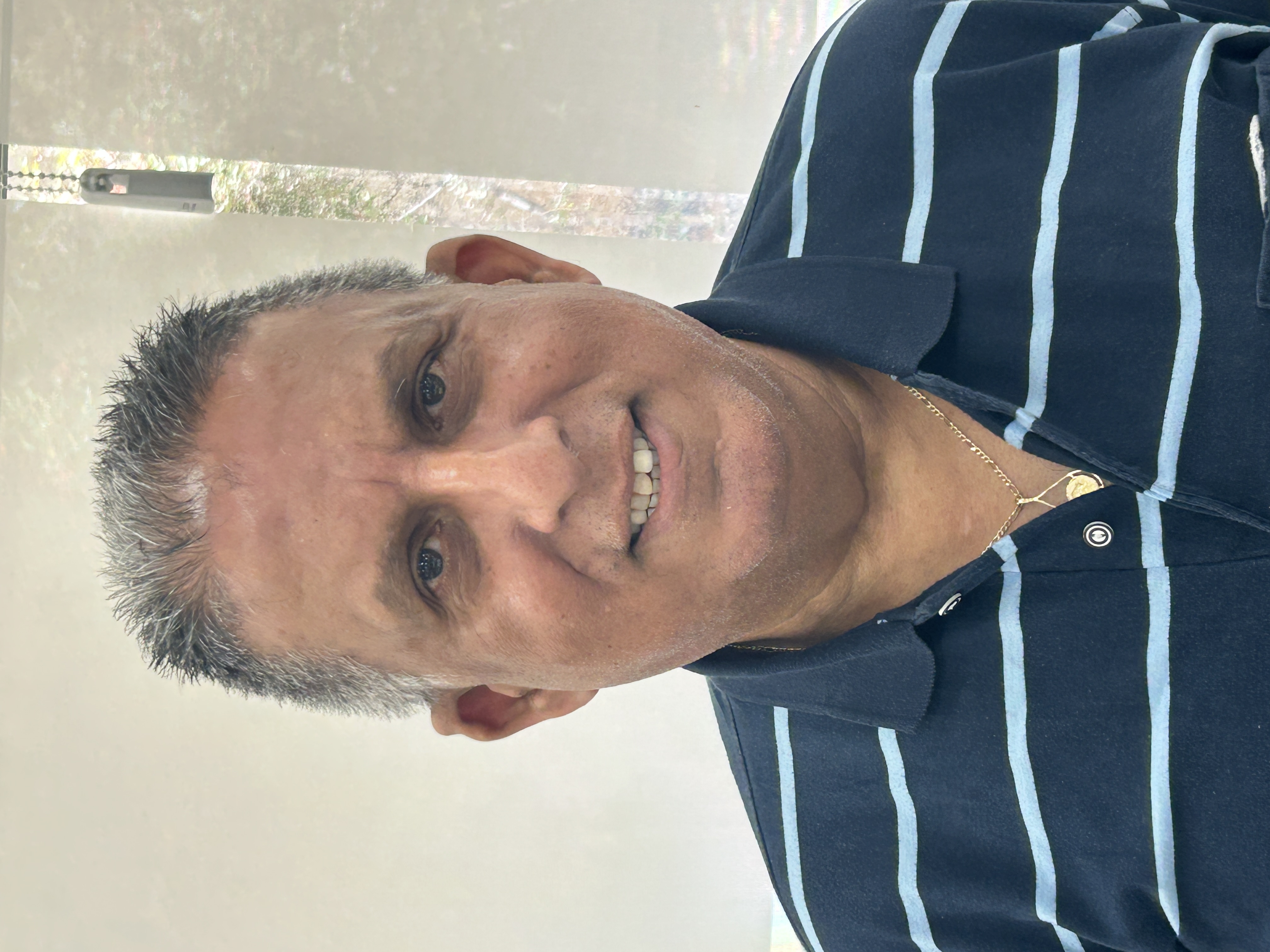 עוזי משולם